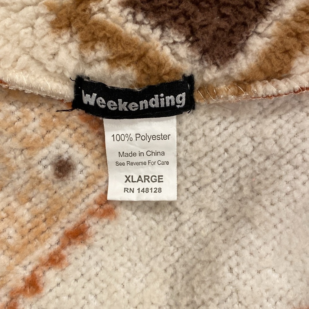 Weekending Aztec Geometric Pattern Fleece Cozy Zi… - image 6